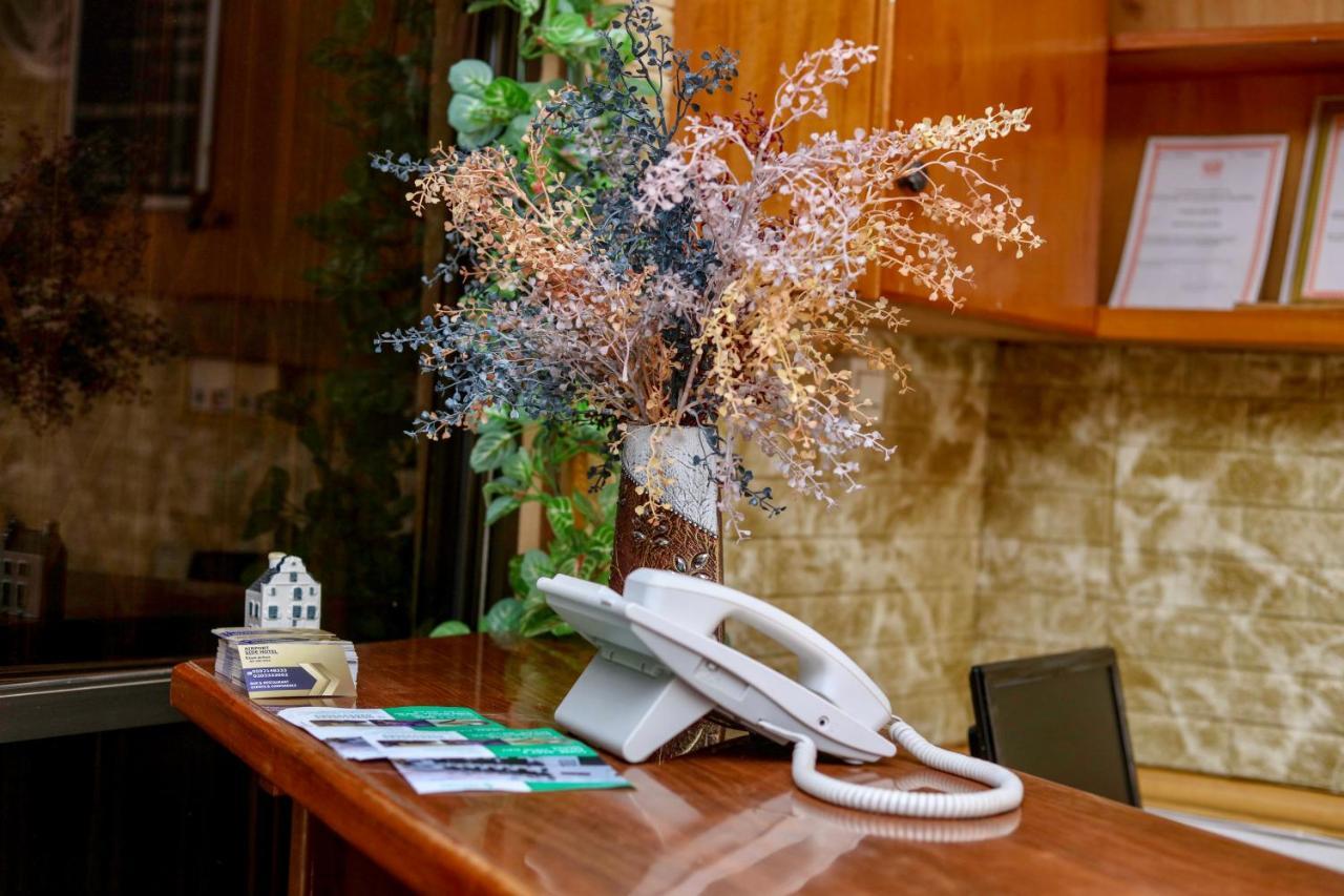 Airport Side Hotel アクラ エクステリア 写真